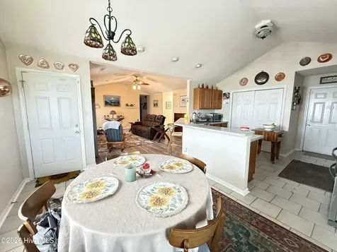 576 Ludford Road Elizabeth City NC 27909