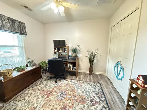 576 Ludford Road Elizabeth City NC 27909