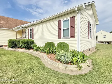 576 Ludford Road Elizabeth City NC 27909