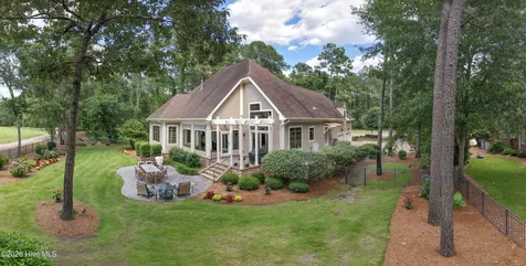 185 Red Berry Drive Wallace NC 28466
