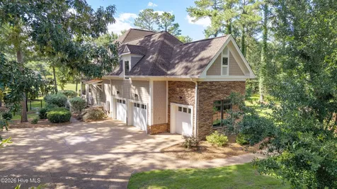 185 Red Berry Drive Wallace NC 28466
