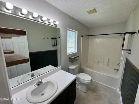 8667 Orchard Loop Road NE Leland NC 28451