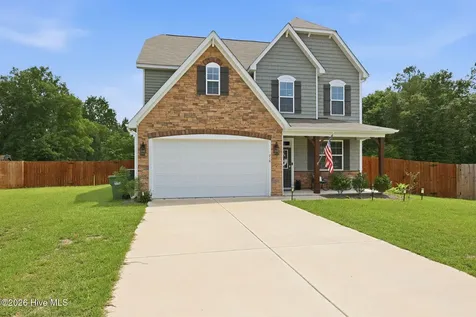 218 Woodsrun Street Raeford NC 28376
