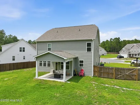 218 Woodsrun Street Raeford NC 28376