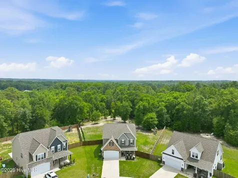 218 Woodsrun Street Raeford NC 28376
