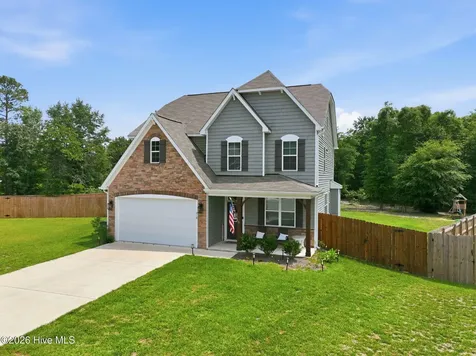 218 Woodsrun Street Raeford NC 28376
