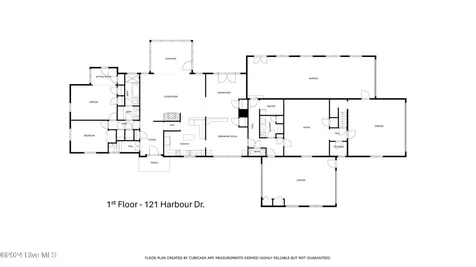 121 Harbour Drive Hubert NC 28539