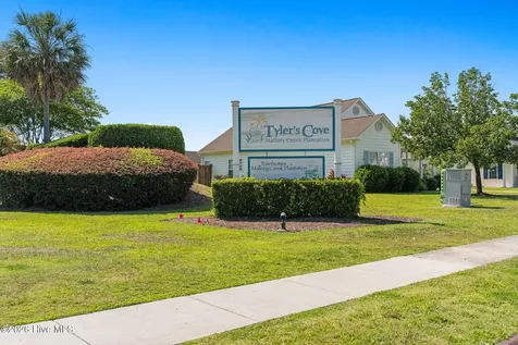 133 Tylers Cove Way Winnabow NC 28479