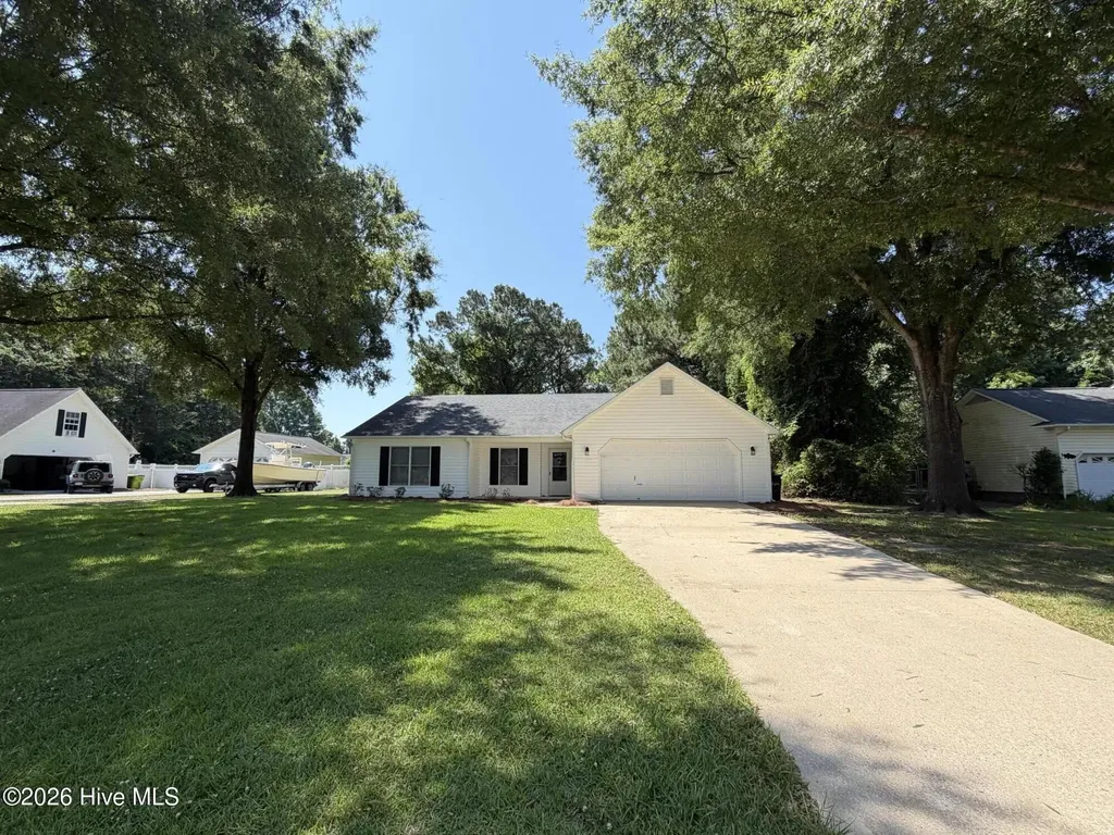 207 Forest Oaks Drive New Bern NC 28562