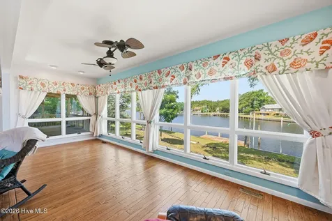 6106 Cardinal Drive New Bern NC 28560