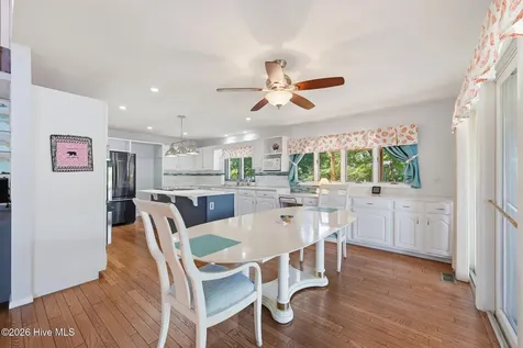 6106 Cardinal Drive New Bern NC 28560