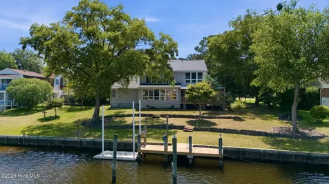 6106 Cardinal Drive New Bern NC 28560