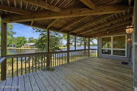 6106 Cardinal Drive New Bern NC 28560