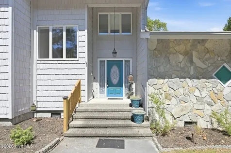 6106 Cardinal Drive New Bern NC 28560