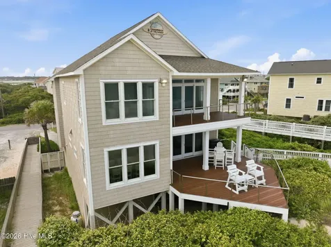 816 S Shore Drive Surf City NC 28445