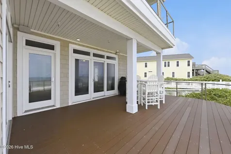 816 S Shore Drive Surf City NC 28445