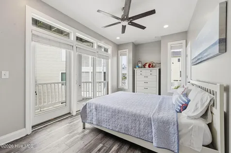 816 S Shore Drive Surf City NC 28445