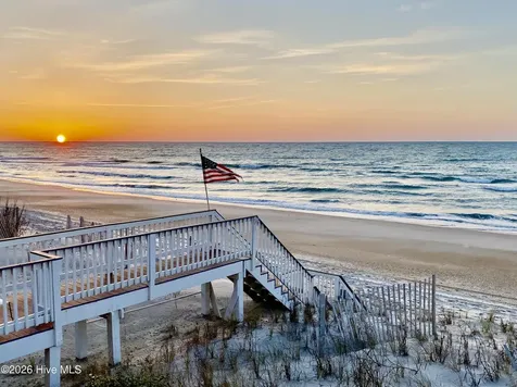 816 S Shore Drive Surf City NC 28445