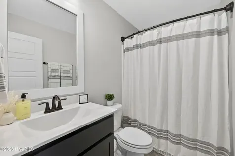 5425 Sharp Acorn Court Wilmington NC 28409