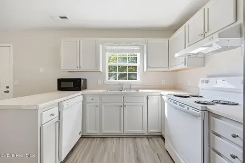 303 Louise Avenue Jacksonville NC 28540