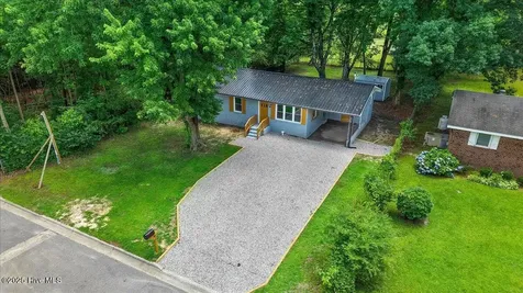 412 E 18th Street Scotland Neck NC 27874
