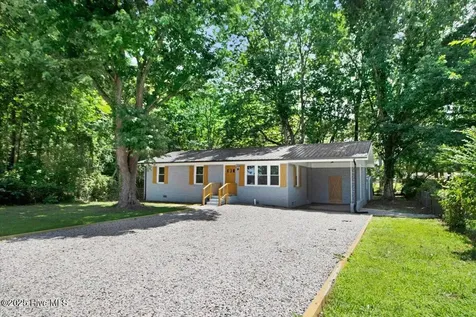 412 E 18th Street Scotland Neck NC 27874