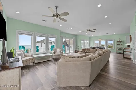130 & 132 N Permuda Wynd Drive North Topsail Beach NC 28460