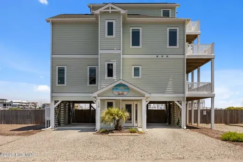 130 & 132 N Permuda Wynd Drive North Topsail Beach NC 28460