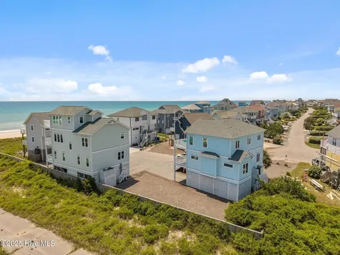 130 & 132 N Permuda Wynd Drive North Topsail Beach NC 28460