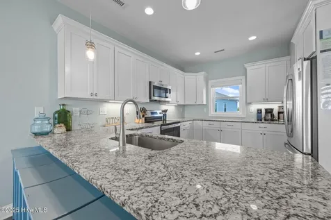 130 & 132 N Permuda Wynd Drive North Topsail Beach NC 28460