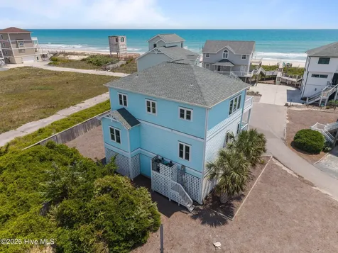 130 & 132 N Permuda Wynd Drive North Topsail Beach NC 28460