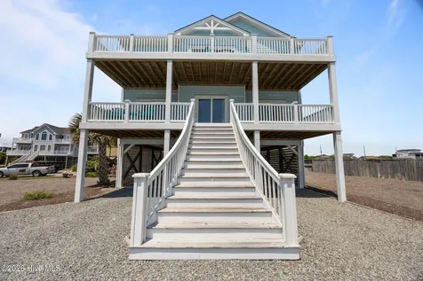 130 & 132 N Permuda Wynd Drive North Topsail Beach NC 28460