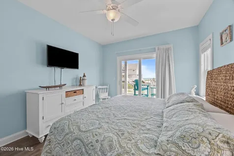 130 & 132 N Permuda Wynd Drive North Topsail Beach NC 28460