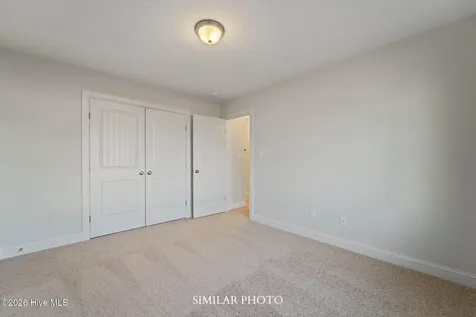 526 Appalachian Trail N Jacksonville NC 28546