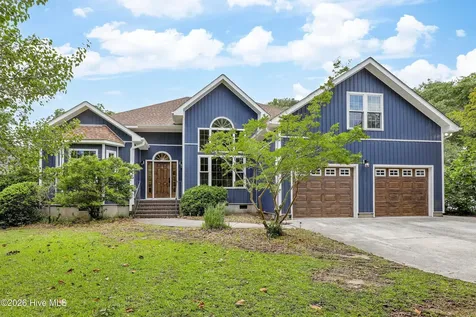 427 Lakeview Drive Hampstead NC 28443
