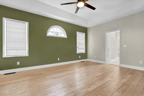 427 Lakeview Drive Hampstead NC 28443