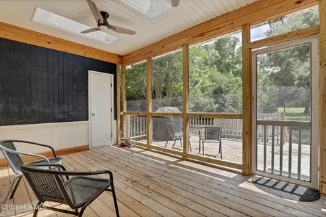 427 Lakeview Drive Hampstead NC 28443