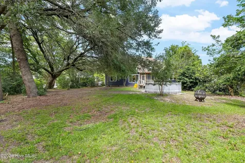 427 Lakeview Drive Hampstead NC 28443