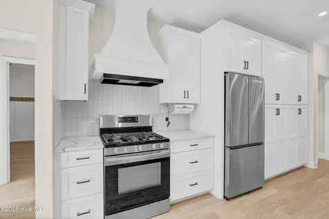 427 Lakeview Drive Hampstead NC 28443