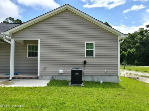 419 Belgrade Swansboro Road Stella NC 28582