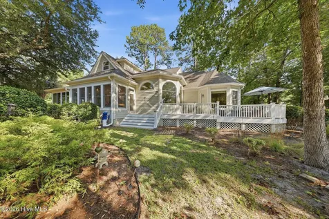 1623 Amberwood Drive SE Bolivia NC 28422