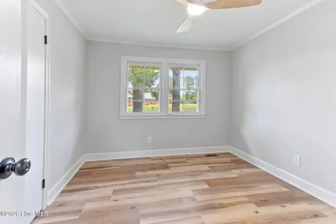 207 Sunset Avenue Whiteville NC 28472