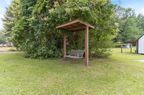 207 Sunset Avenue Whiteville NC 28472