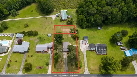 207 Sunset Avenue Whiteville NC 28472