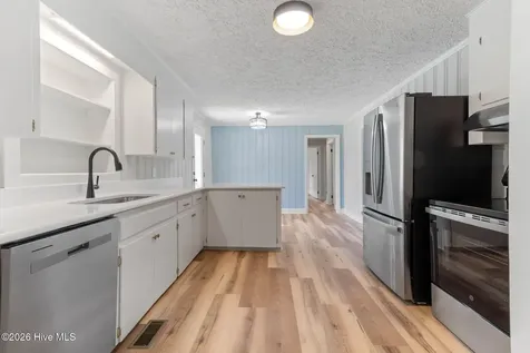 207 Sunset Avenue Whiteville NC 28472