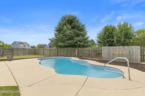 134 NW River Drive Moyock NC 27958