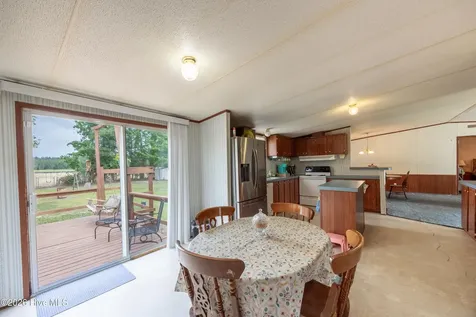 6321 Nc 42 Highway E Elm City NC 27822