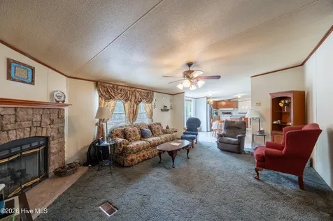 6321 Nc 42 Highway E Elm City NC 27822
