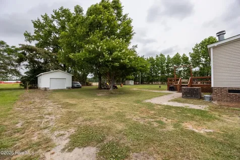 6321 Nc 42 Highway E Elm City NC 27822