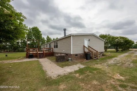 6321 Nc 42 Highway E Elm City NC 27822